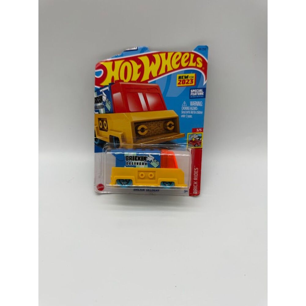 Hot Wheels Brickin' Delivery